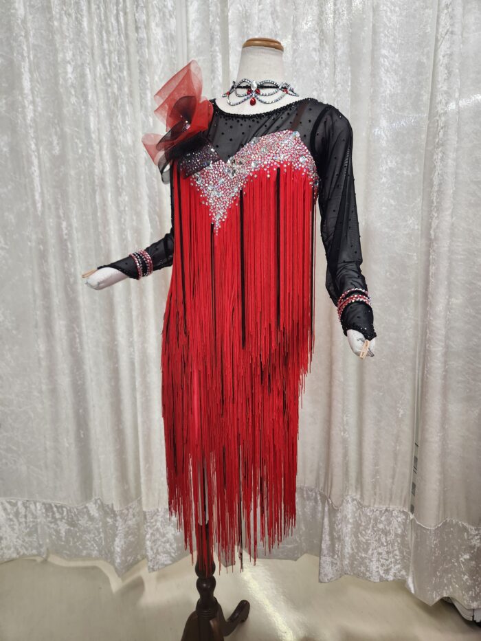試着・レンタル・購入】社交ダンスドレス 赤黒 LLサイズラテンフリンジ