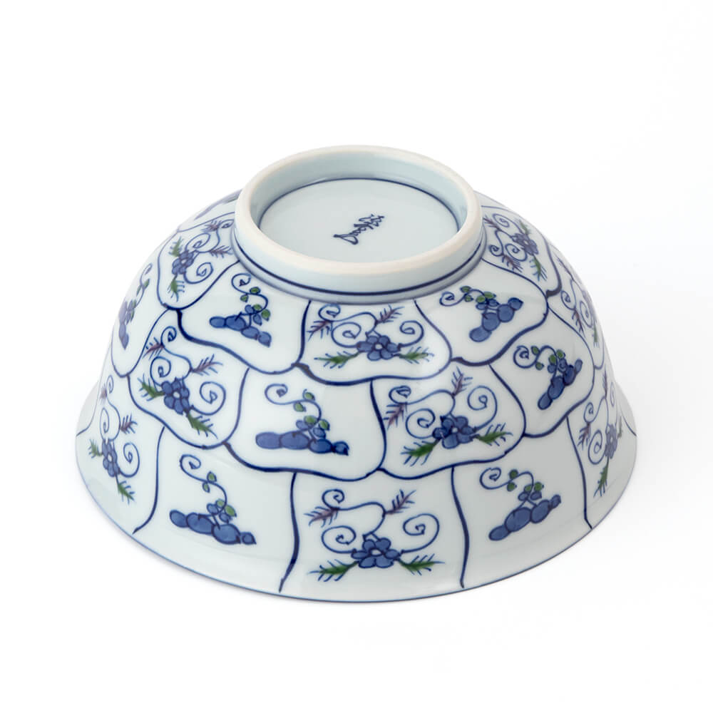 染錦なずな紋 麺鉢 ｜ 有田焼の源右衛門窯公式オンラインショップ