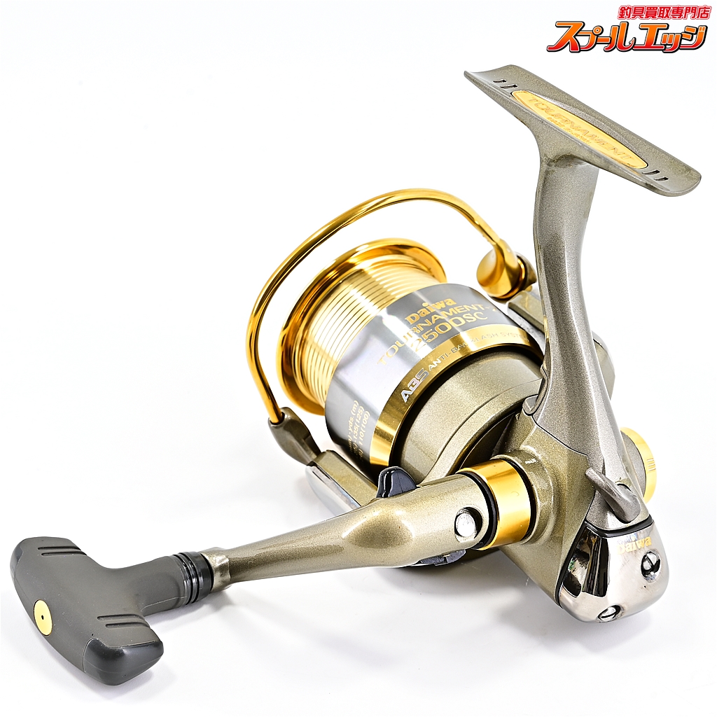 Daiwa Tournament X 3000C スピニングリール