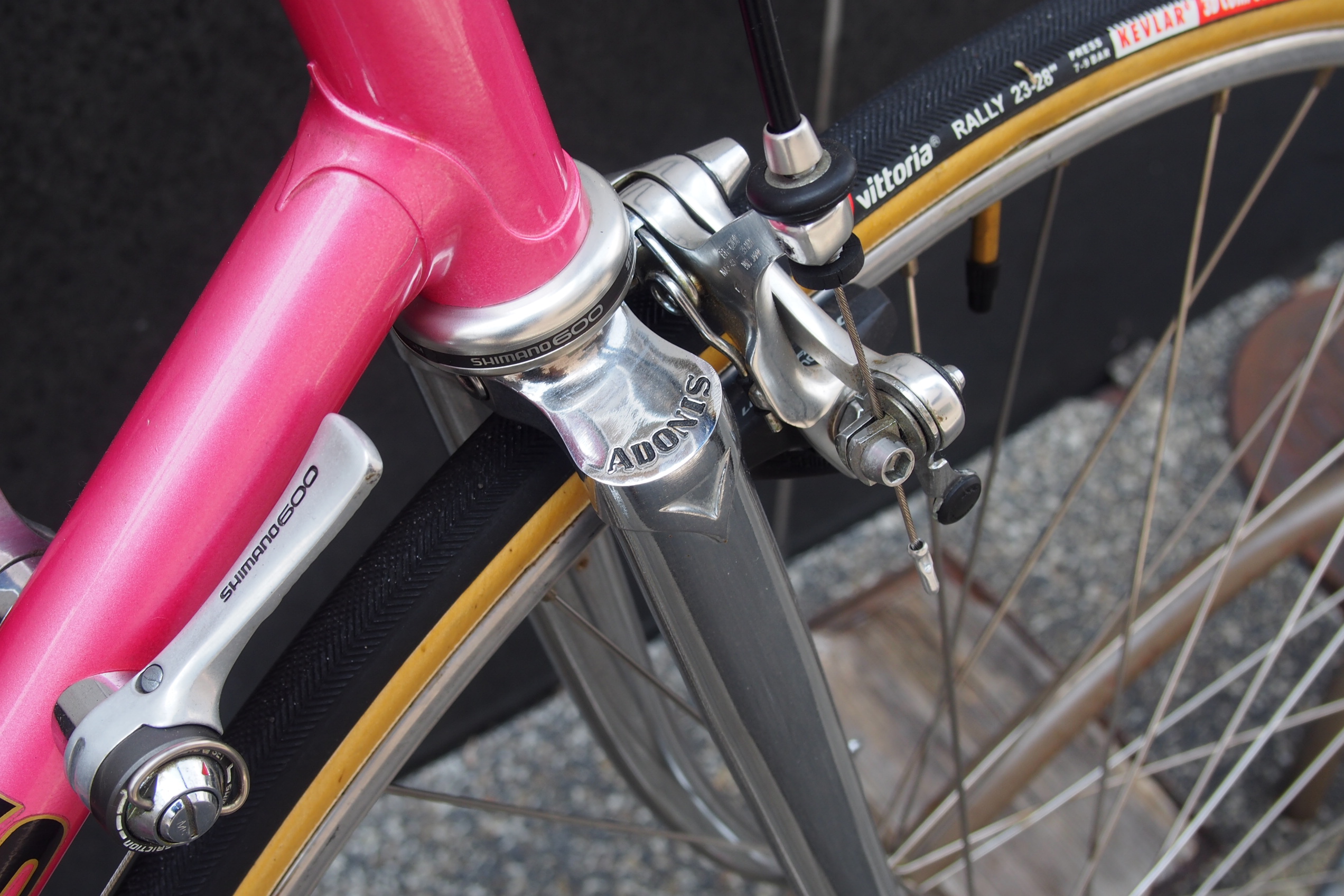 BLOG 【中古ロードバイク】ヴィンテージクロモリロード～ADONIS