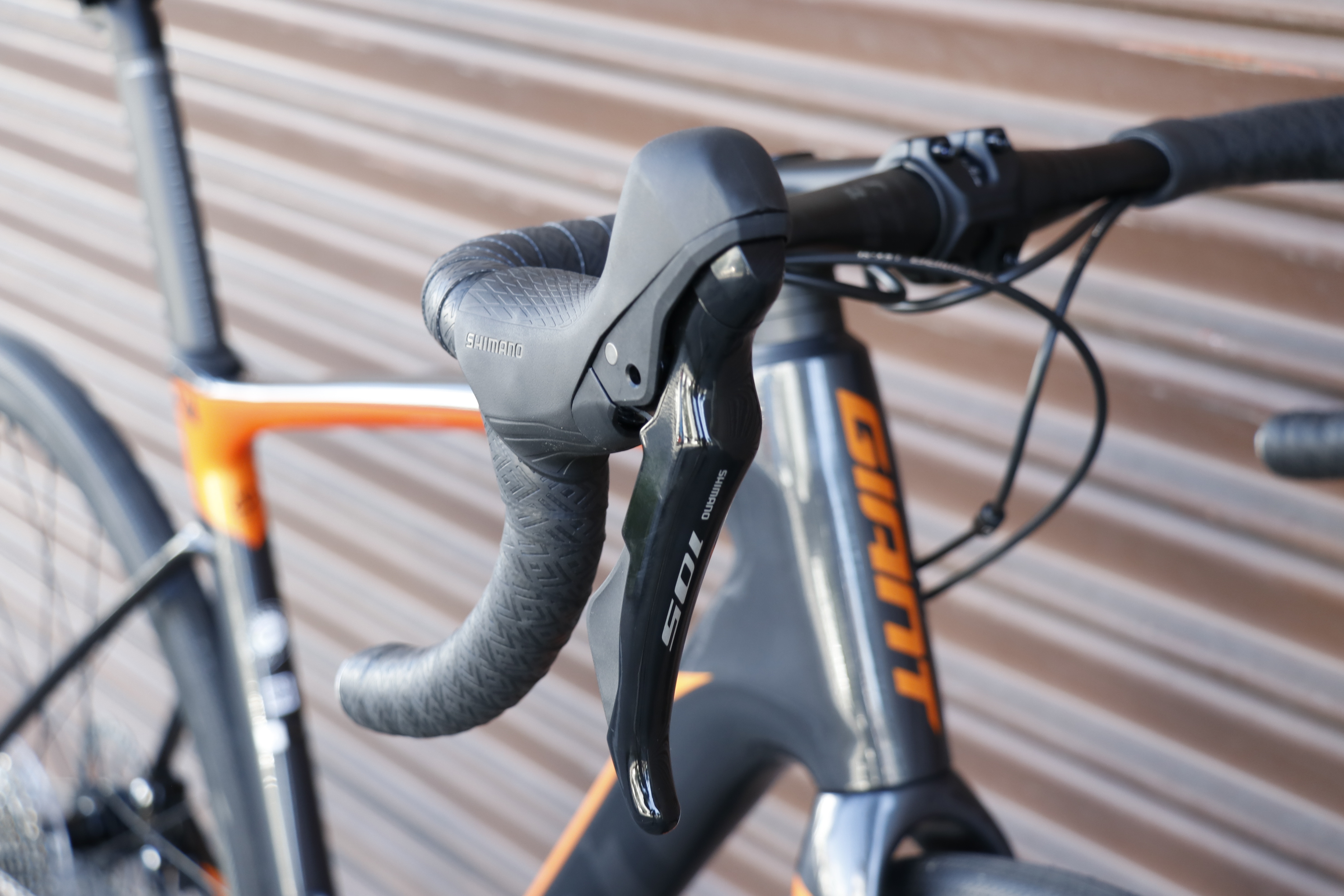 入荷しました】快適性と伸びやかな走行フィーリングに圧倒的コスト