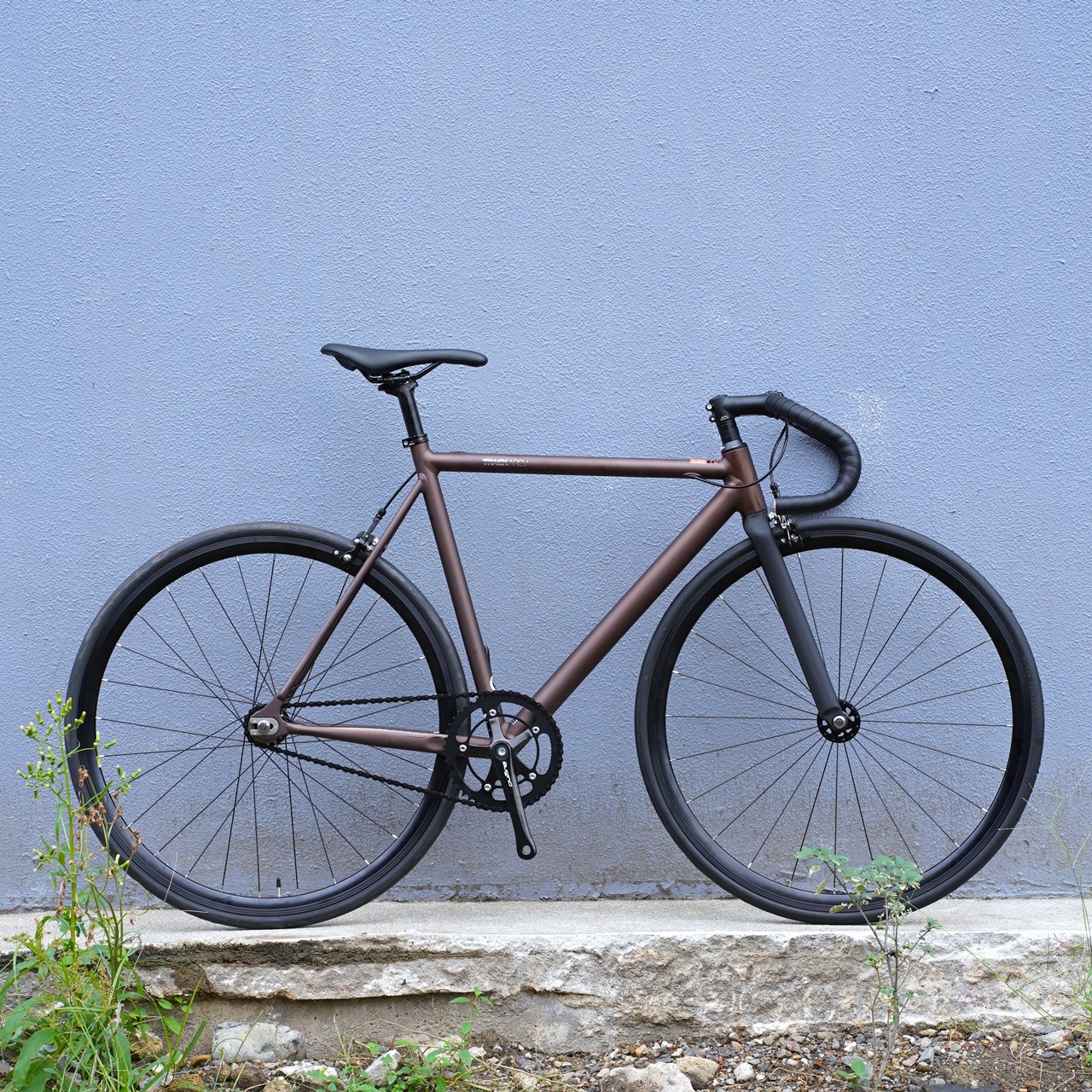 BLOG 【在庫SALE】約8kg 超軽量！前下がりのパシュートスタイル