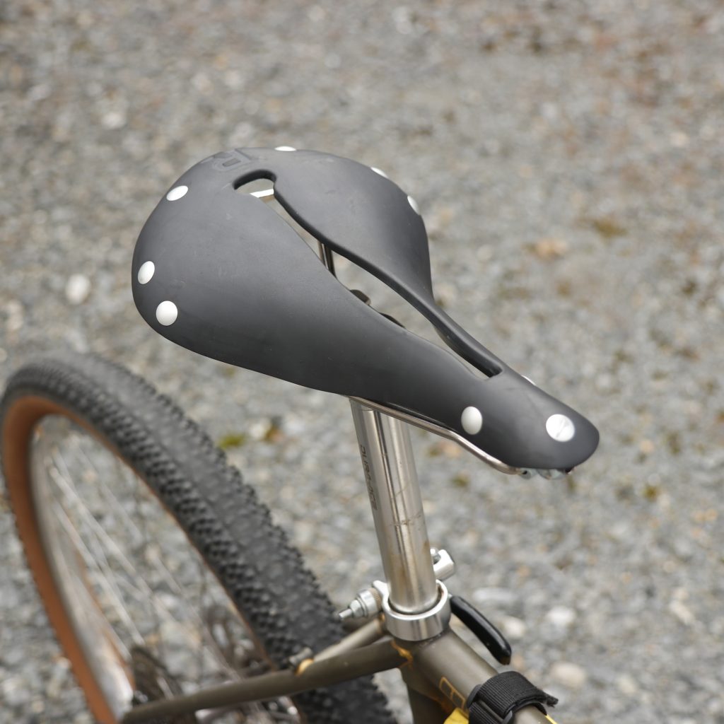 セラアナトミカ X2 サドル 【公式通販】