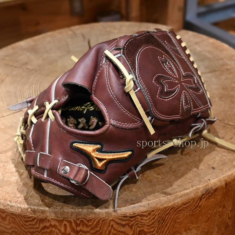 ミズノプロ オーダー 投手用 グラブ タータン31 革紐 交換 各所 点検