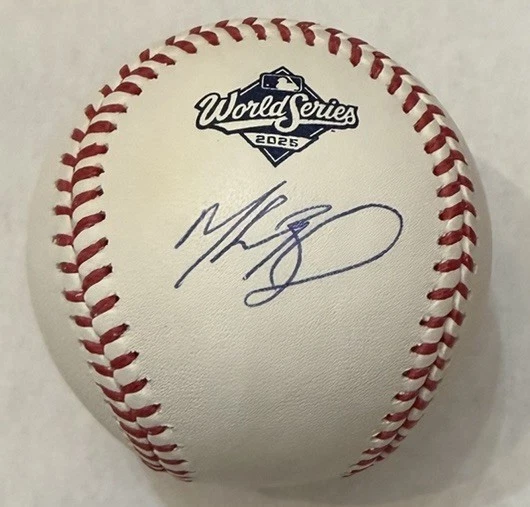 ムーキーベッツ＃50 Mookie Betts ドジャース直筆サイン2025ワールド