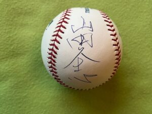 山田哲人選手＃1侍ジャパン 直筆サイン2023WBC公式ボール - SPORTS