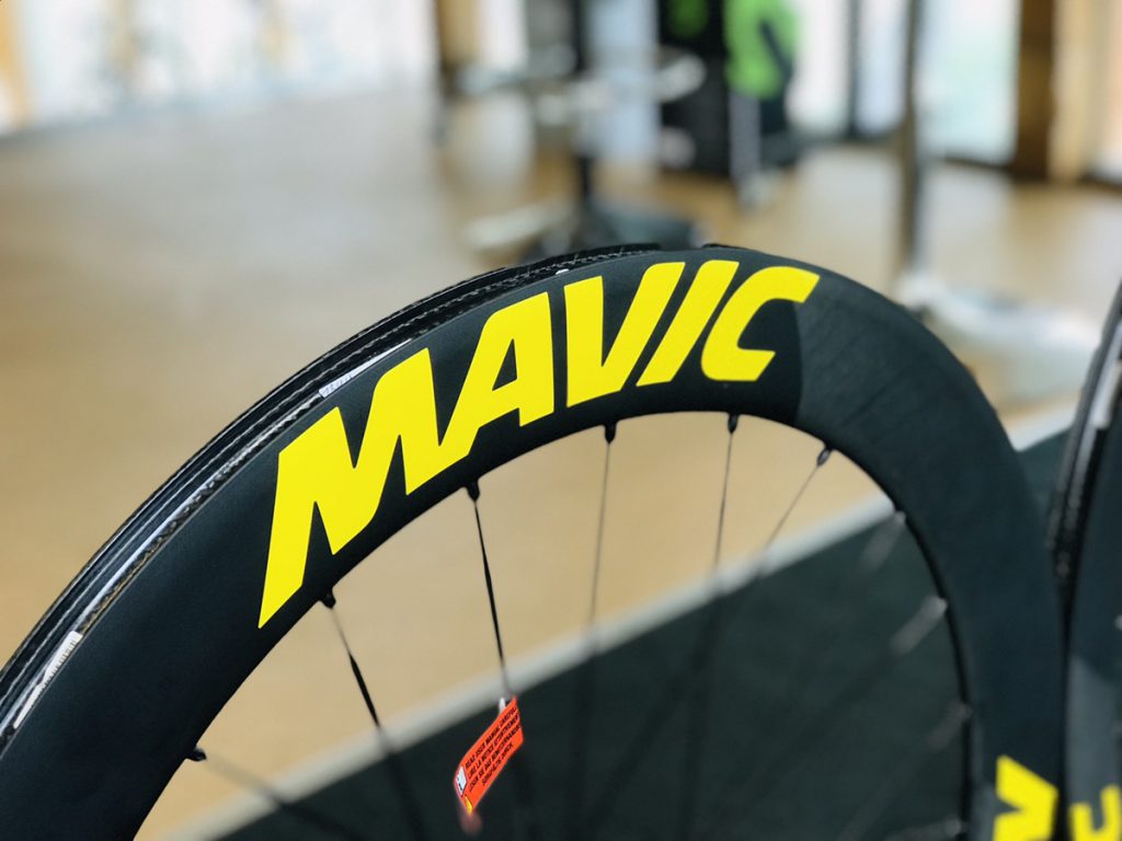 スペシャルキャンペーン付き】日本限定ホイールの登場！MAVIC COSMIC