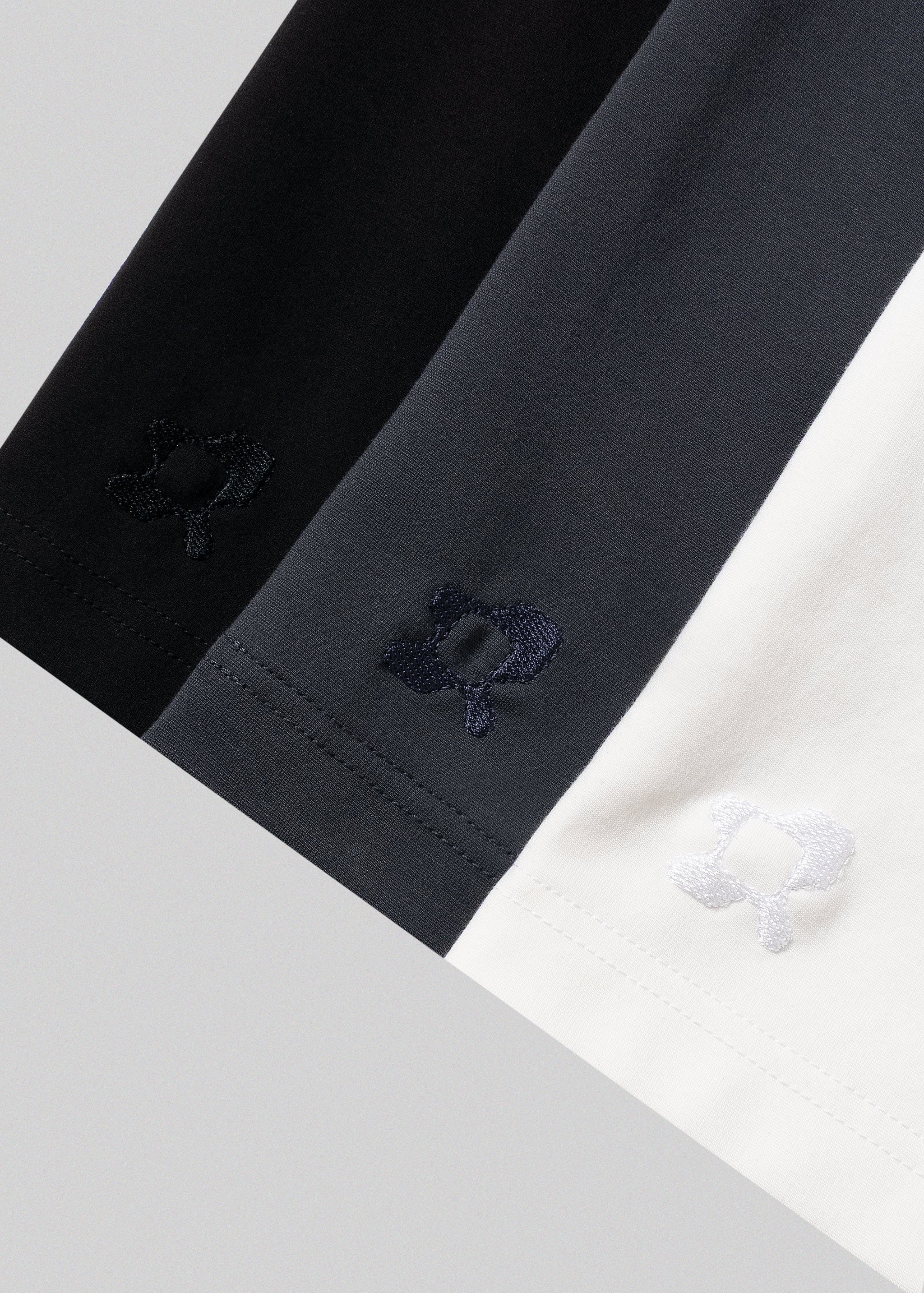 STRONG PACK TEE SHORT (BLACK)