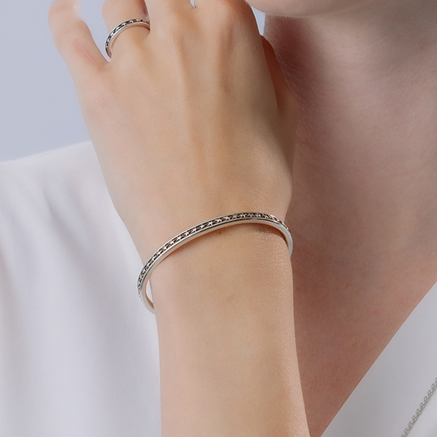 OXIDIZED SILVER STAR BANGLE(S)(2SU0904)SV925 バングル｜スター