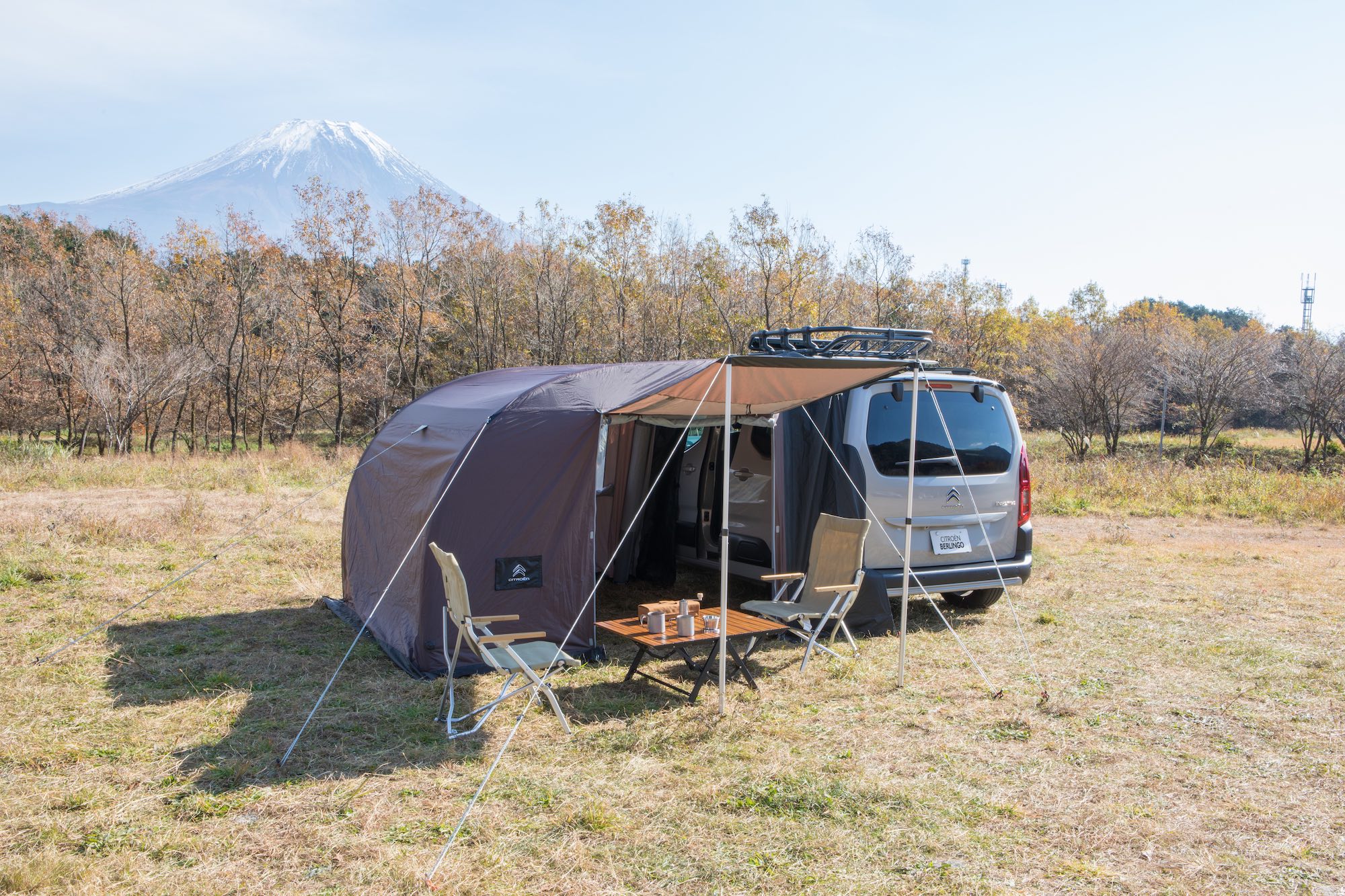 ソロキャンプでも家族と一緒でも、BERLINGOのアウトドアをもっと