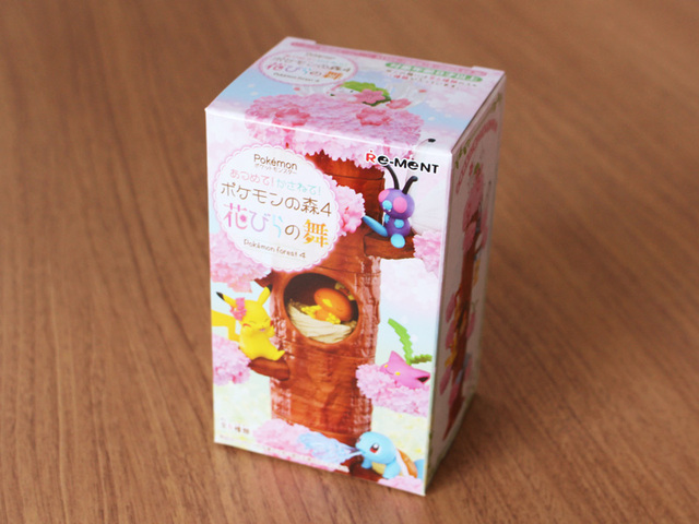 リーメントの大人気・かさねてシリーズより第4弾が登場！ 花びら舞う