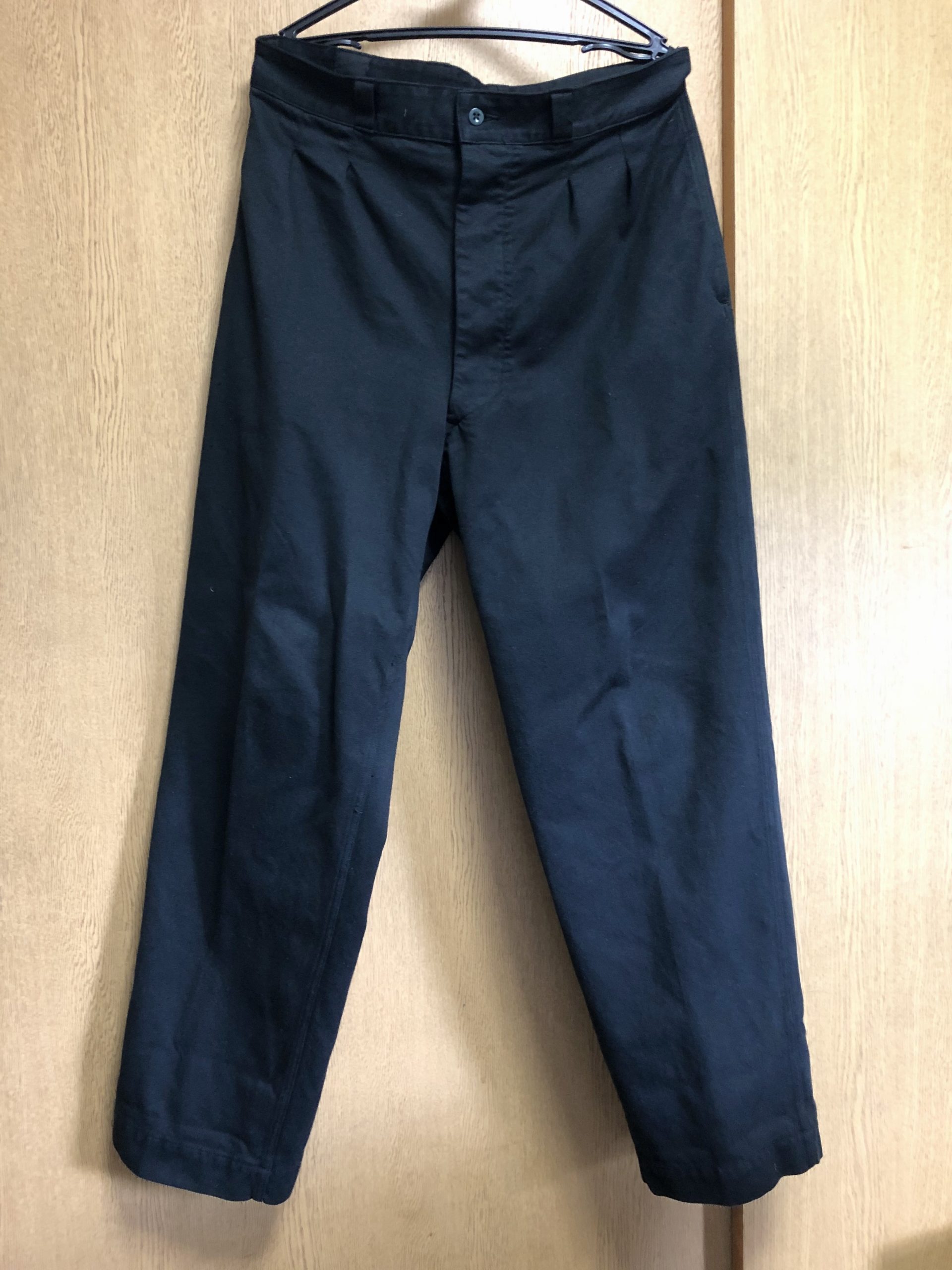 フランス軍のM52チノパン・黒染めをレビュー【使いやすい名作