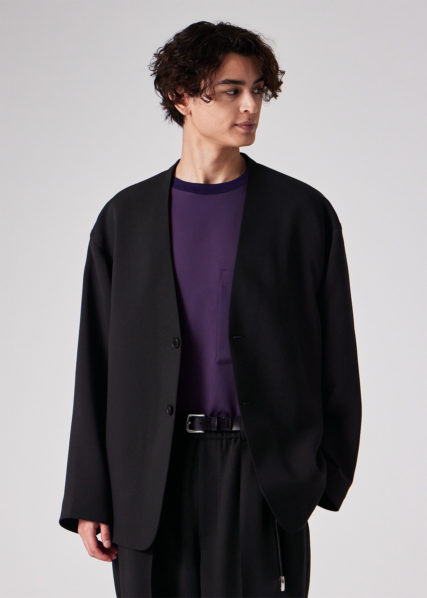 ライトドライテクスチャー ノーカラー ジャケット（ダークグレー