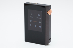 パイオニア、“private”の名を冠した小型DAP「XDP-30R」。バランス対応