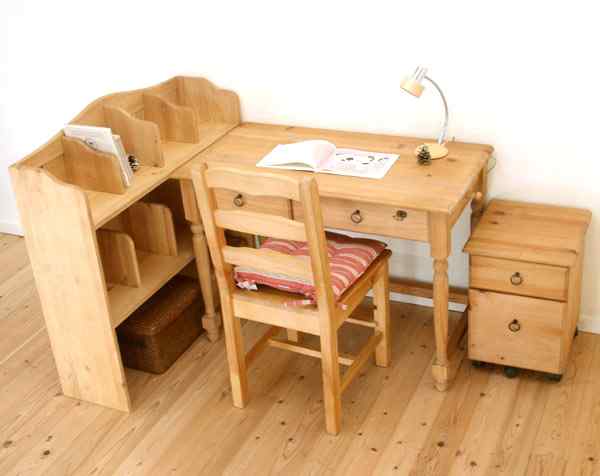 カントリーデスク｜上置き本棚付カントリー学習机｜リング取手