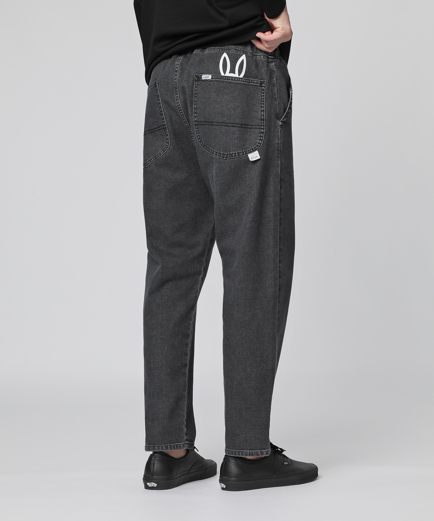 Lee × Psycho Bunny FLeeasy Narrow ブラックデニム｜Psycho Bunny