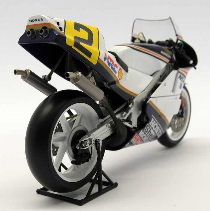 Minichamps 1/12 Scale - 122 870002 Honda NSR 500 Wayne Gardner GP