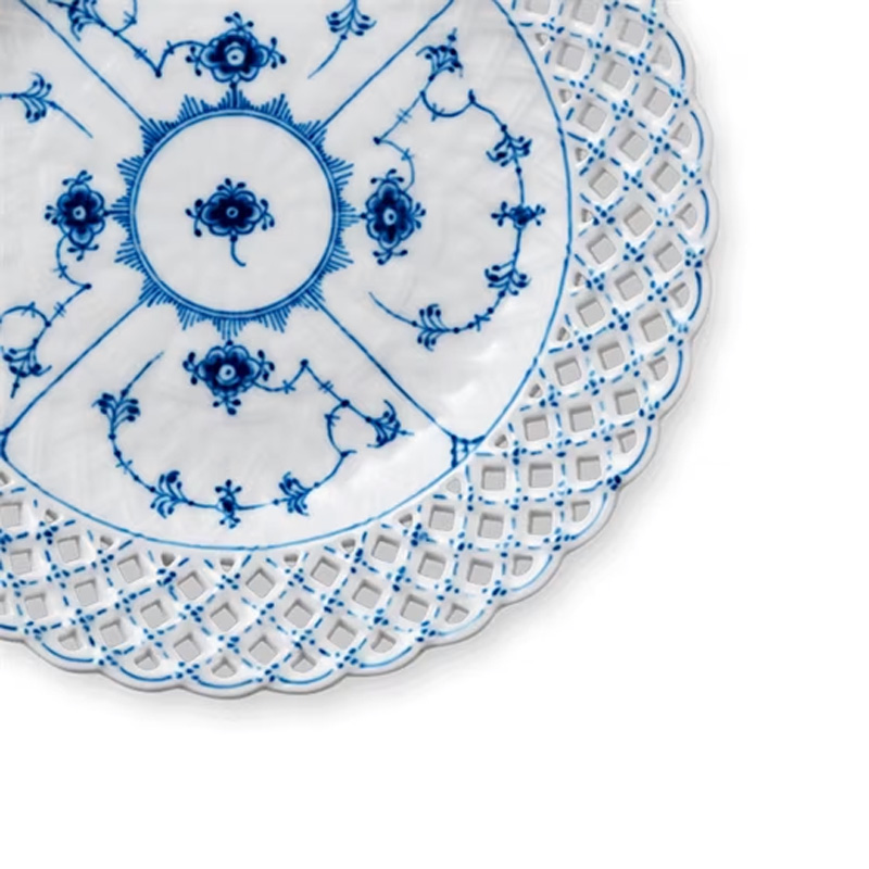 ブルーフルーテッド フルレース プレート オープンワーク 25cm