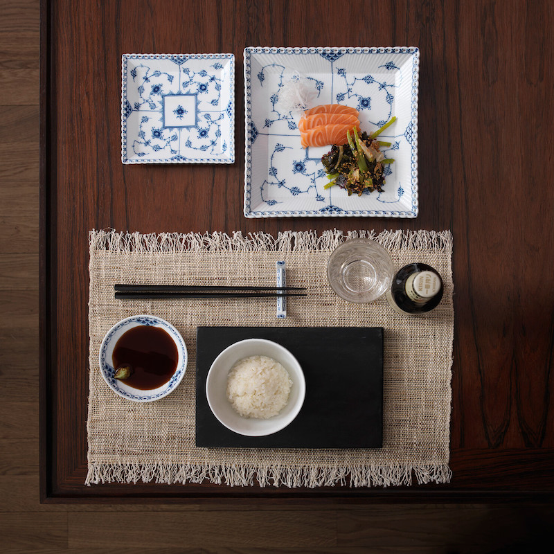 ブルーフルーテッド フルレース ディッシュ スクエア S 14cm|ロイヤル