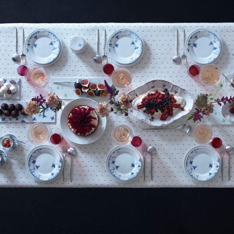 ホワイトエレメンツ ディーププレート 24cm|ロイヤル コペンハーゲン