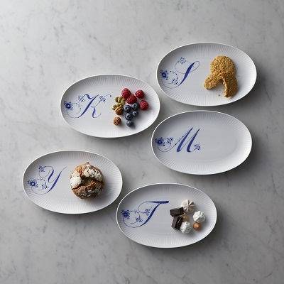 アルファベット オーバルディッシュ T|ロイヤル コペンハーゲン 公式