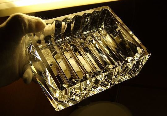 バカラの小物入れへ名入れ刻印【ルクソール】高級記念品