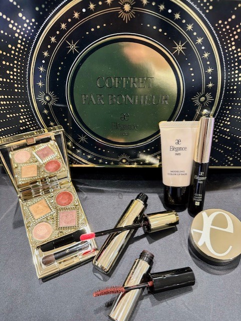 エレガンス 限定クリスマスコフレ2023 | BLOG | ローズマリー（ROSEMARY）