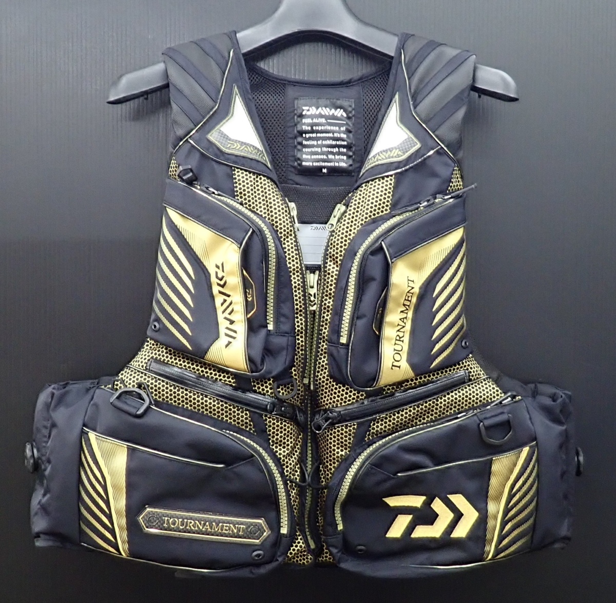 ダイワ トーナメント フローティングベスト DF-3007T 宇和島市