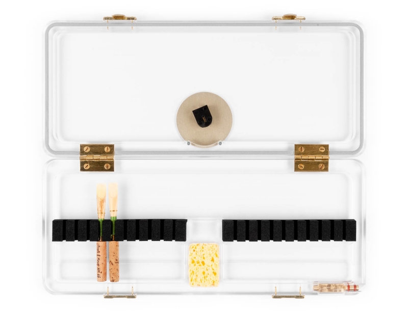 リードケース湿度調整付 オーボエ 20本用 - Reeds 'n Stuff