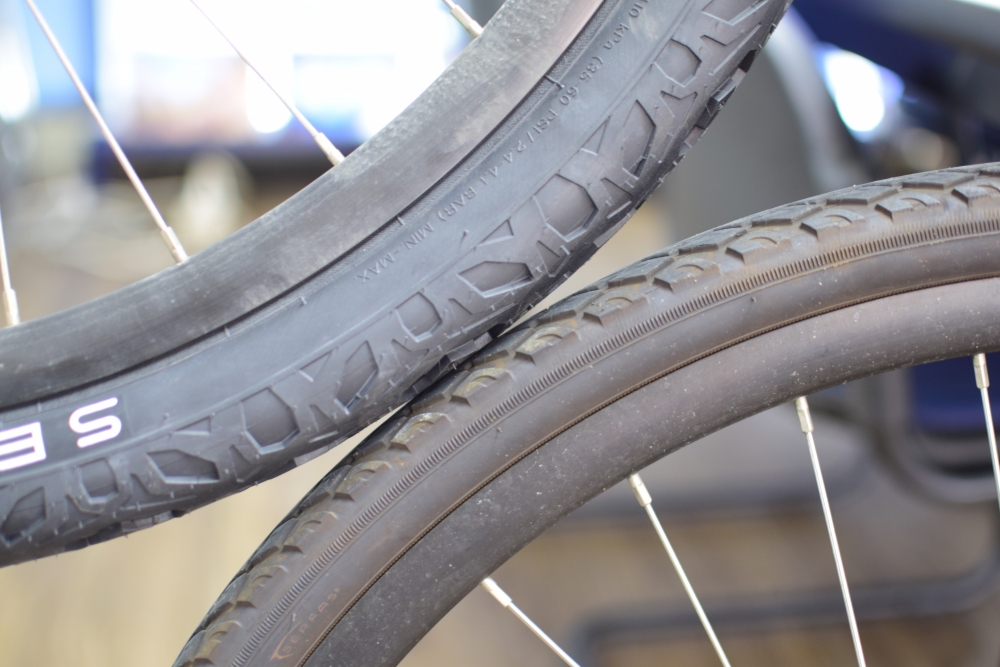 グラベルロードをカスタマイズ 700Cに27.5ホイール装着