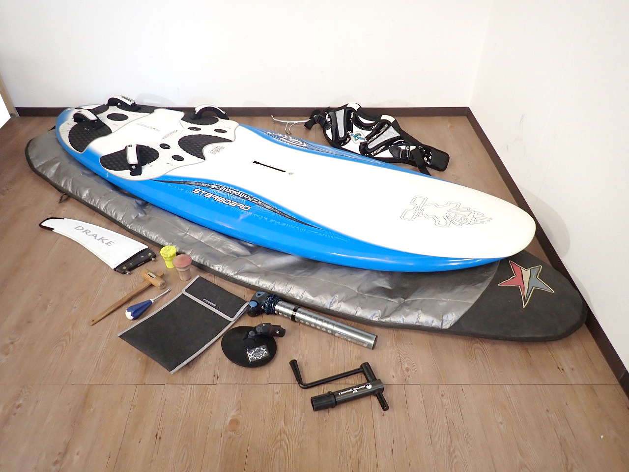 ウィンドサーフィン Starboard TECHNORA IQ 144 252.5×78cm スター