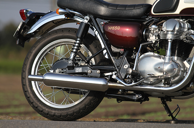 W650（全年式） ワイバンクラシック フルエキゾースト マフラー