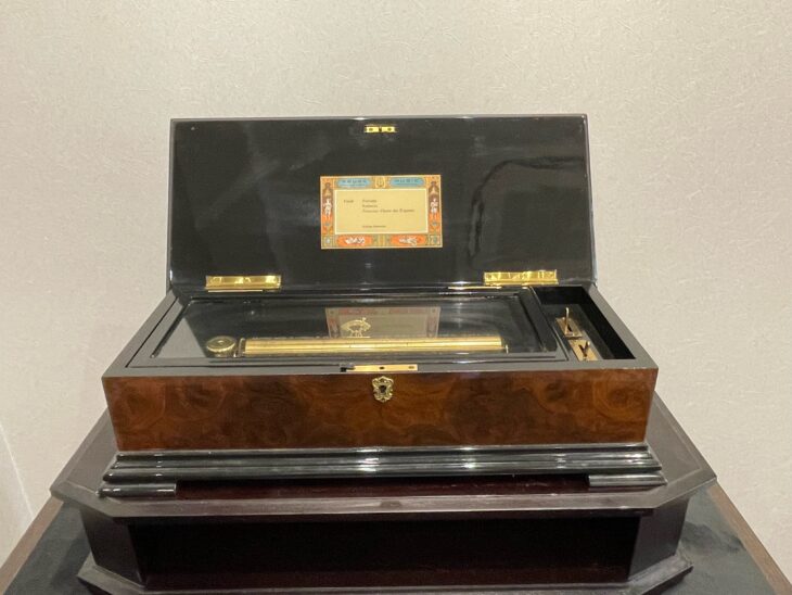 リュージュ オルゴール144弁：椿姫/ナブッコ/トロヴァトーレ