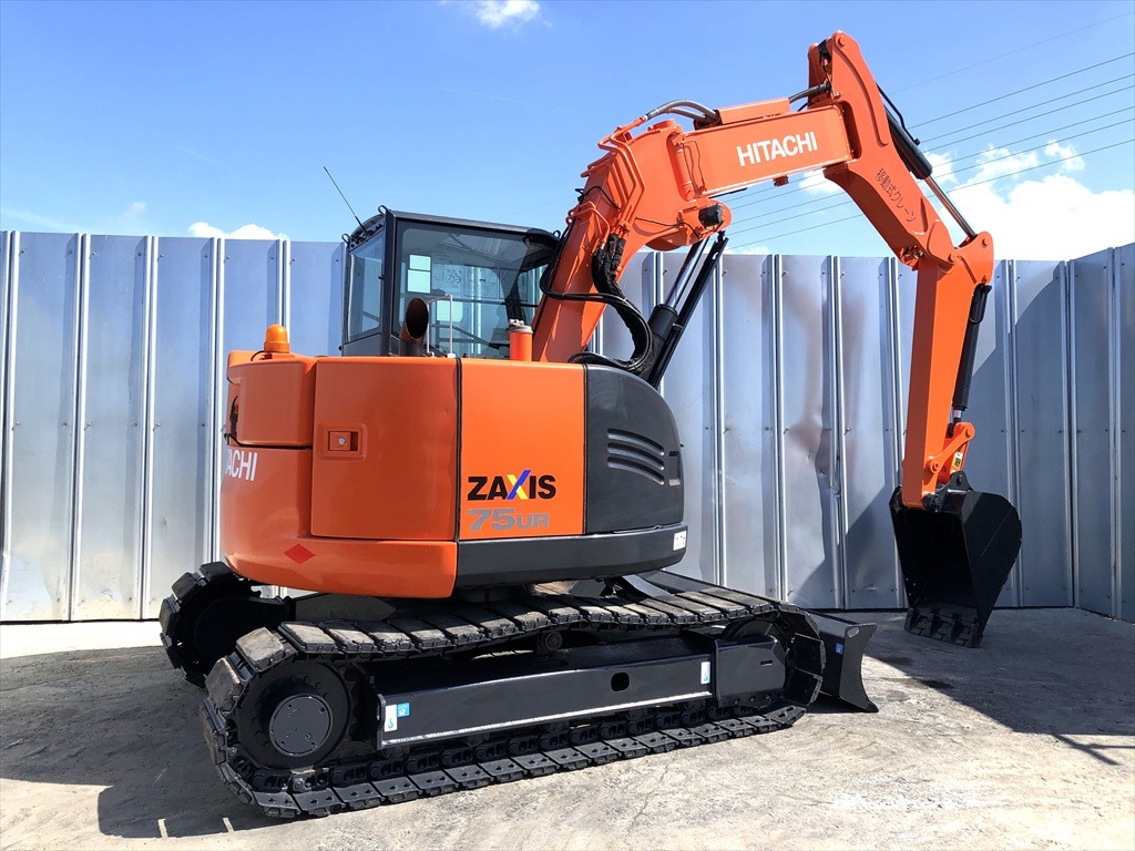 鳶沢 ZX75UR-5B-60767 日立建機 | Used construction machines. WORLDing