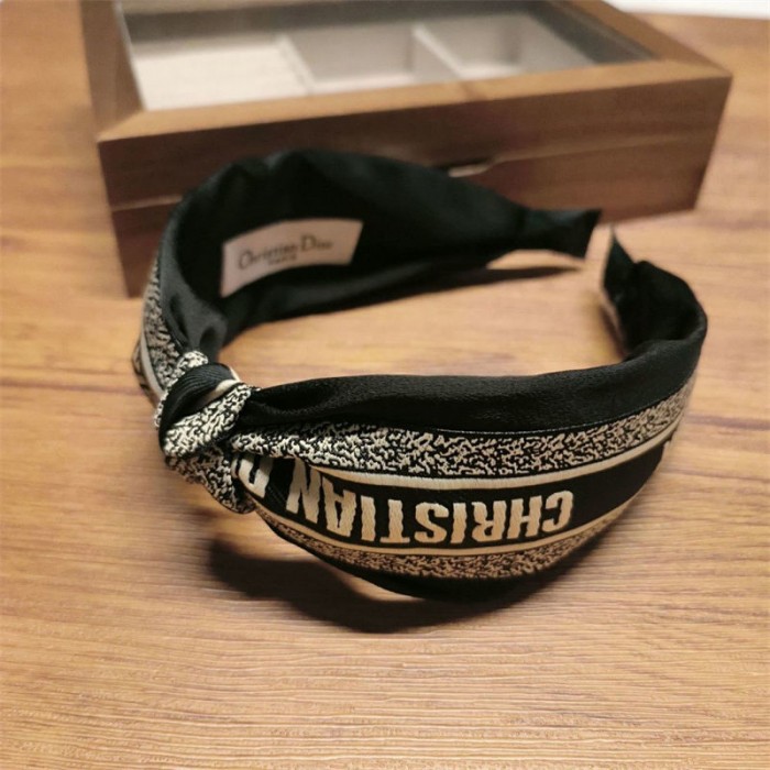 Dior ディオールハイブランドヘアアクセサリー髪飾りブランドヘア