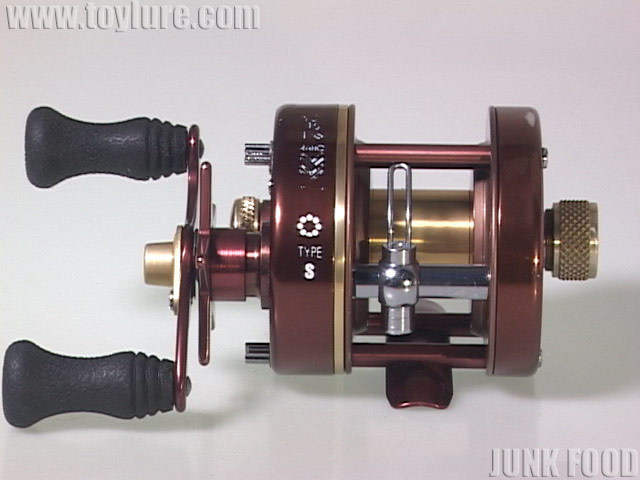 Pflueger フルーガー Supreme シュープリーム バスマン