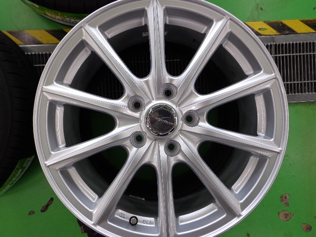 セレナ(C27)ホイール交換 | 店舗おススメ情報 | タイヤ館 浜松宮竹