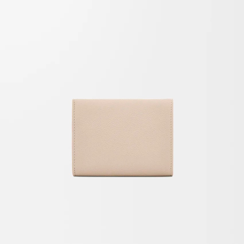 ペブル トライフォールド ウォレット（ペブルグレインカーフ） | 商品