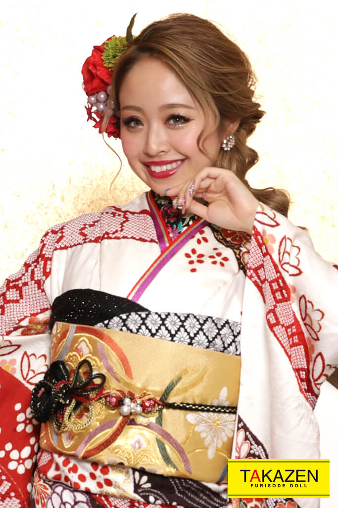 プレミアム古典 白/赤/黒 絞り/花柄 華やか 高級振袖 上品古典振袖 金