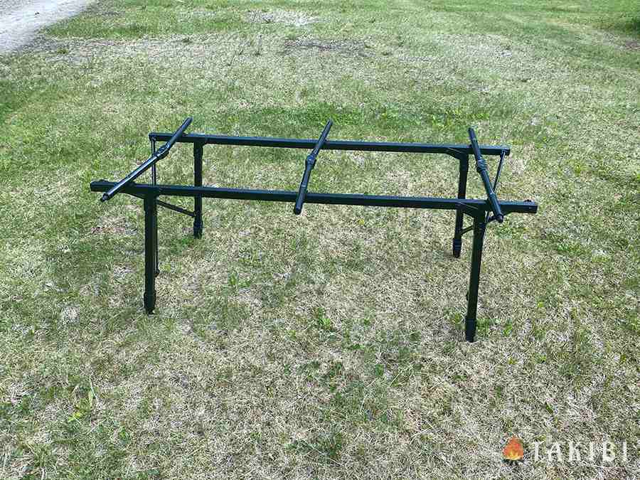 TARAS BOULBA（タラスブルバ）】アルミロールテーブルLは男前な