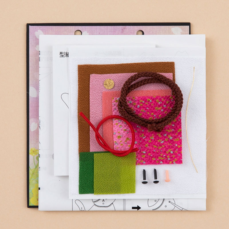 ほっこり動物の押し絵12ヶ月 押し絵かべ飾りキット 菖蒲といぬ: キット