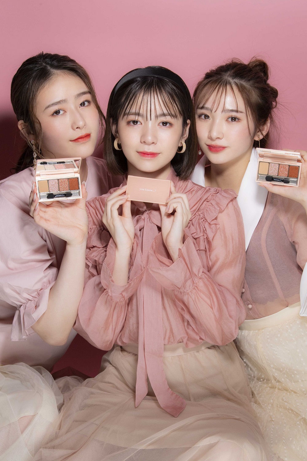 Girls2のプロデュースコスメ「you know…?」が韓国コスメショップにて