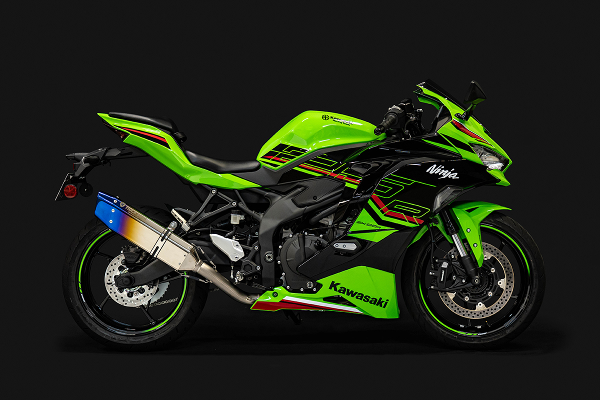 トリックスター / Ninja ZX-25R (23-25) 政府認証フルエキゾースト