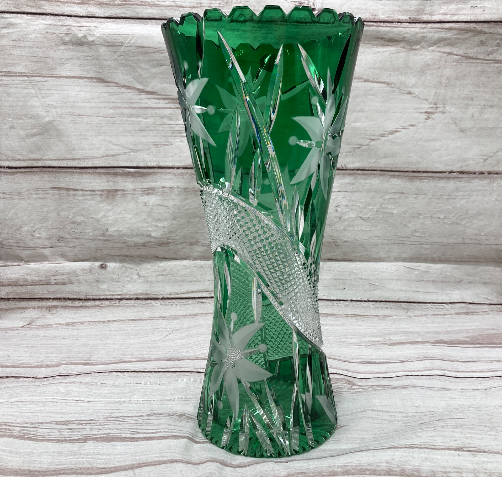 DRESDEN KRISTALL(ドレスデンクリスタル)より花瓶が買取入荷しました