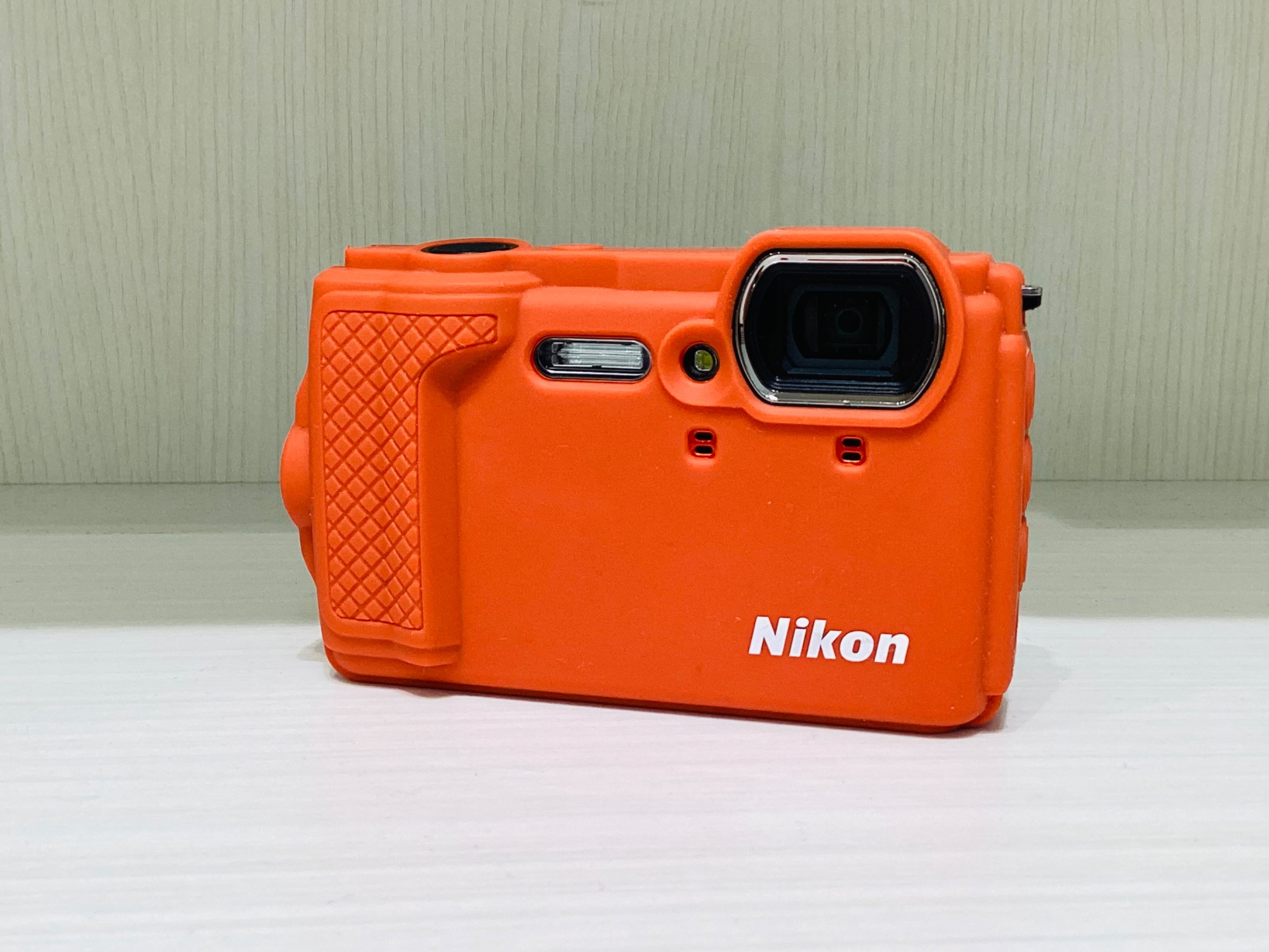 Nikon COOLPIX W300 防水デジタルカメラ オレンジ ニコン COOLPIX W300