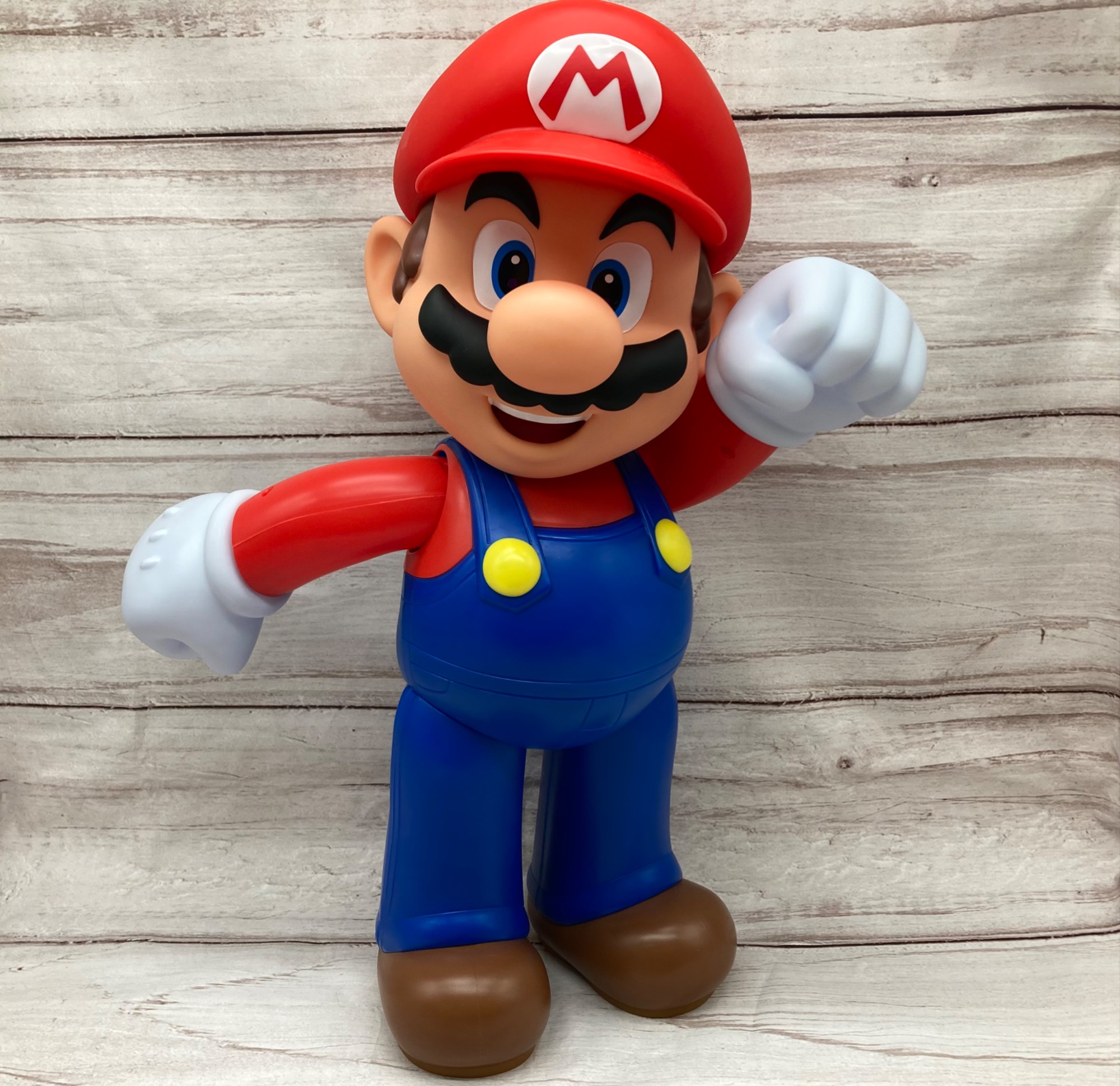 スーパーマリオブラザーズ】JAKKS Pacific製 マリオの20インチ