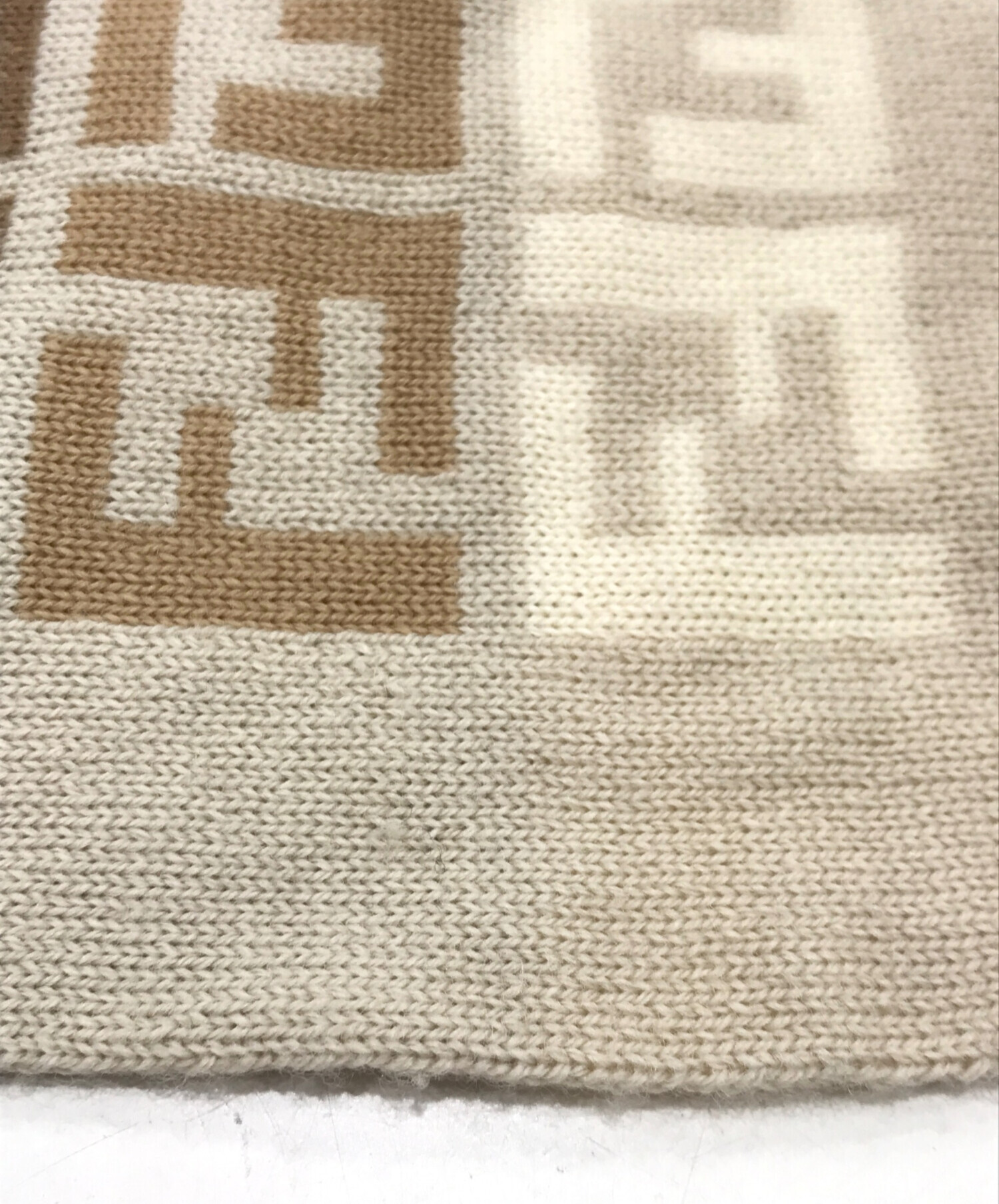 中古・古着通販】FENDI (フェンディ) ズッカ柄マフラー ベージュ