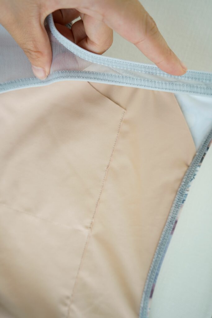 新作”Dégagé”のご紹介 – www.unoa-jp.com