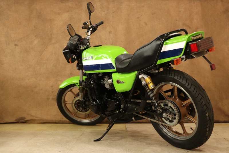 Z750GP 国内物 LIME GREEN キャブ仕様｜SOLD OUT｜旧車・絶版バイク