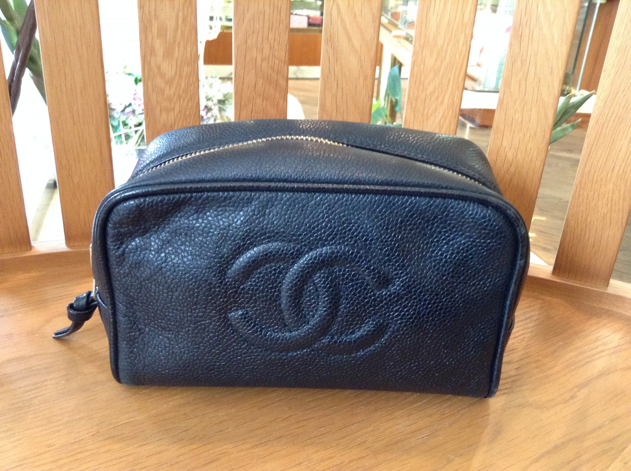 ☆CHANEL☆キャビアスキン（黒）ポーチ☆ - 株式会社上野商会質屋